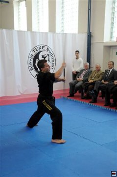 img00036.jpg