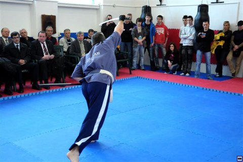 img00053.jpg