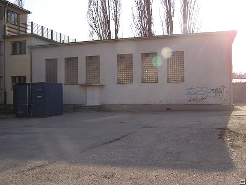img00013.jpg