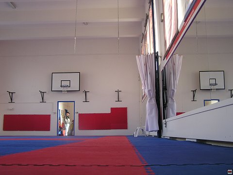 img00044.jpg