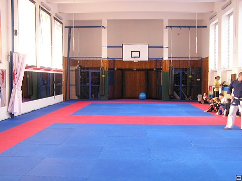 img00049.jpg